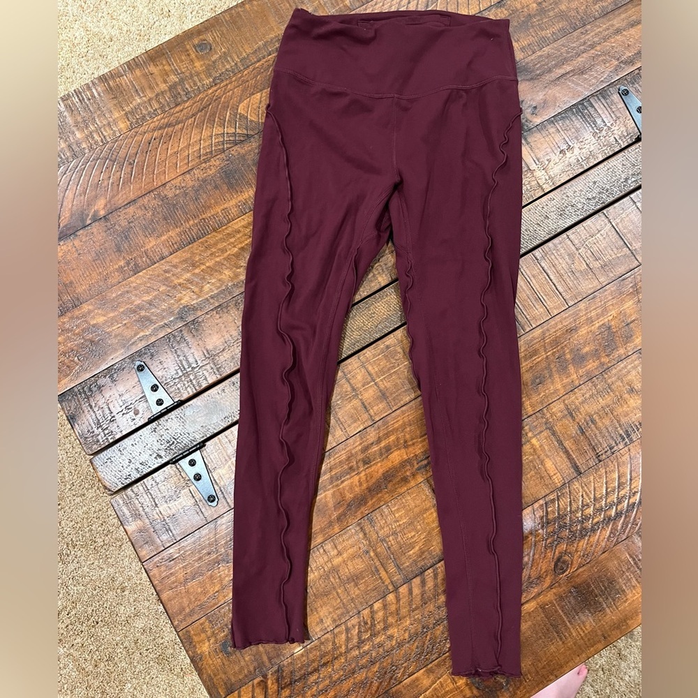 Free People Purple High-Waist Leggings for Comfort and Style - Picture 1 of 3